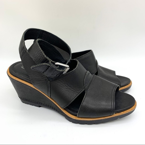 SOREL Women's Torpeda Sandals, Sahara/Fossil - Eastern Mountain Sports